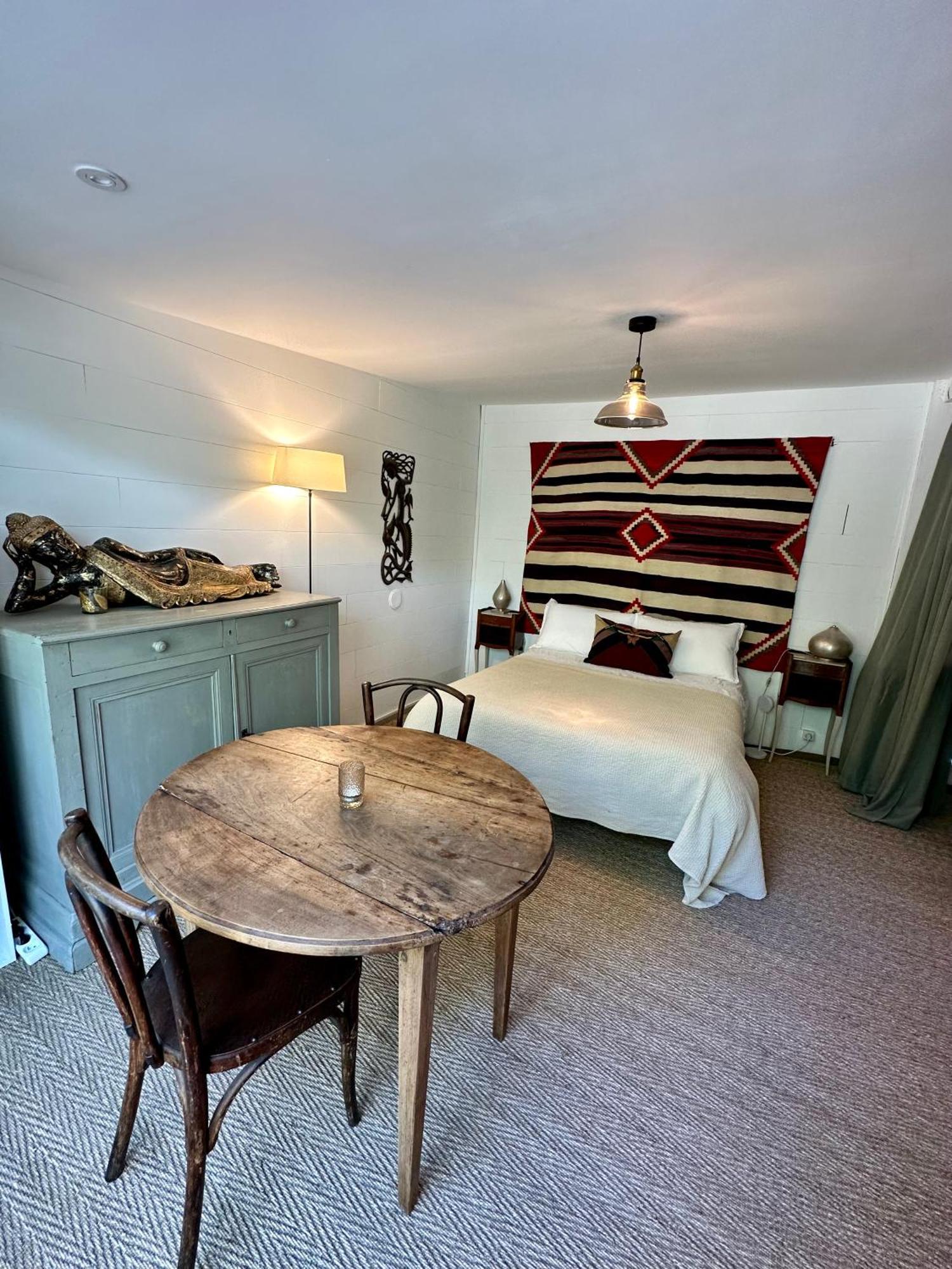 La Source Holiday home Rustrel